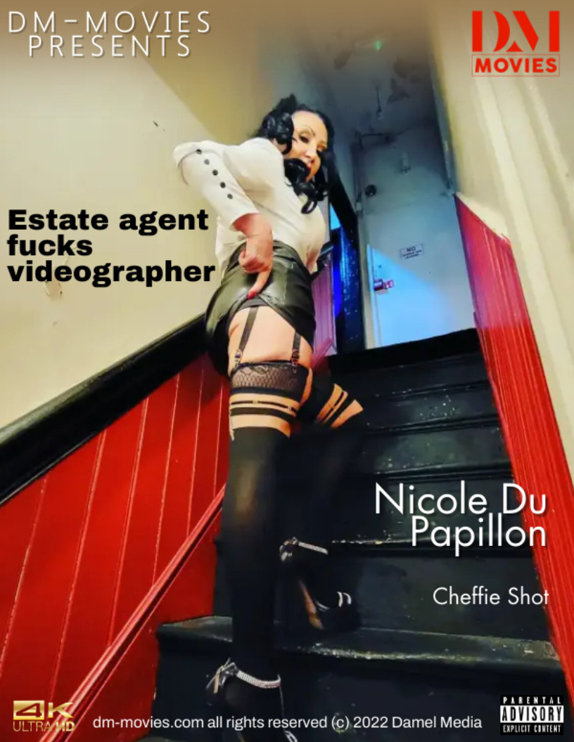 Estate agent fucks videographer